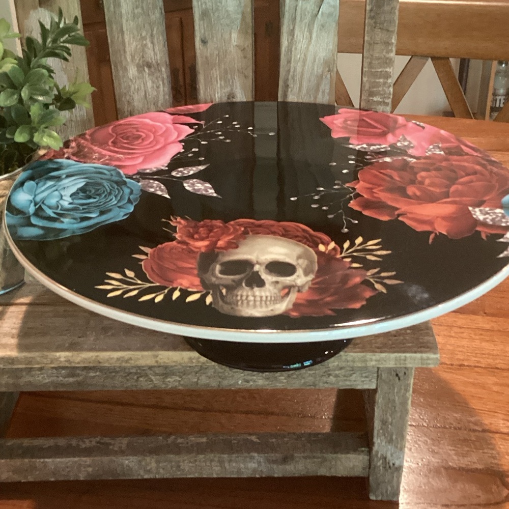 Halloween Cake Stand